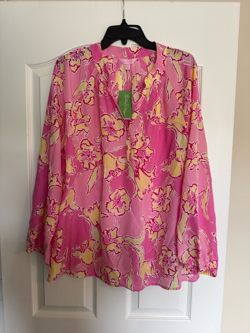 Lilly Pulitzer- Elsa Top Pintucks- Hotty Pink Day Lilly- NWT